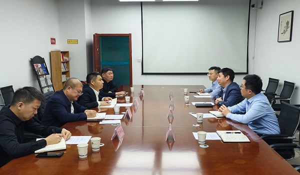 王炳章带队赴新疆开展调研交流活动